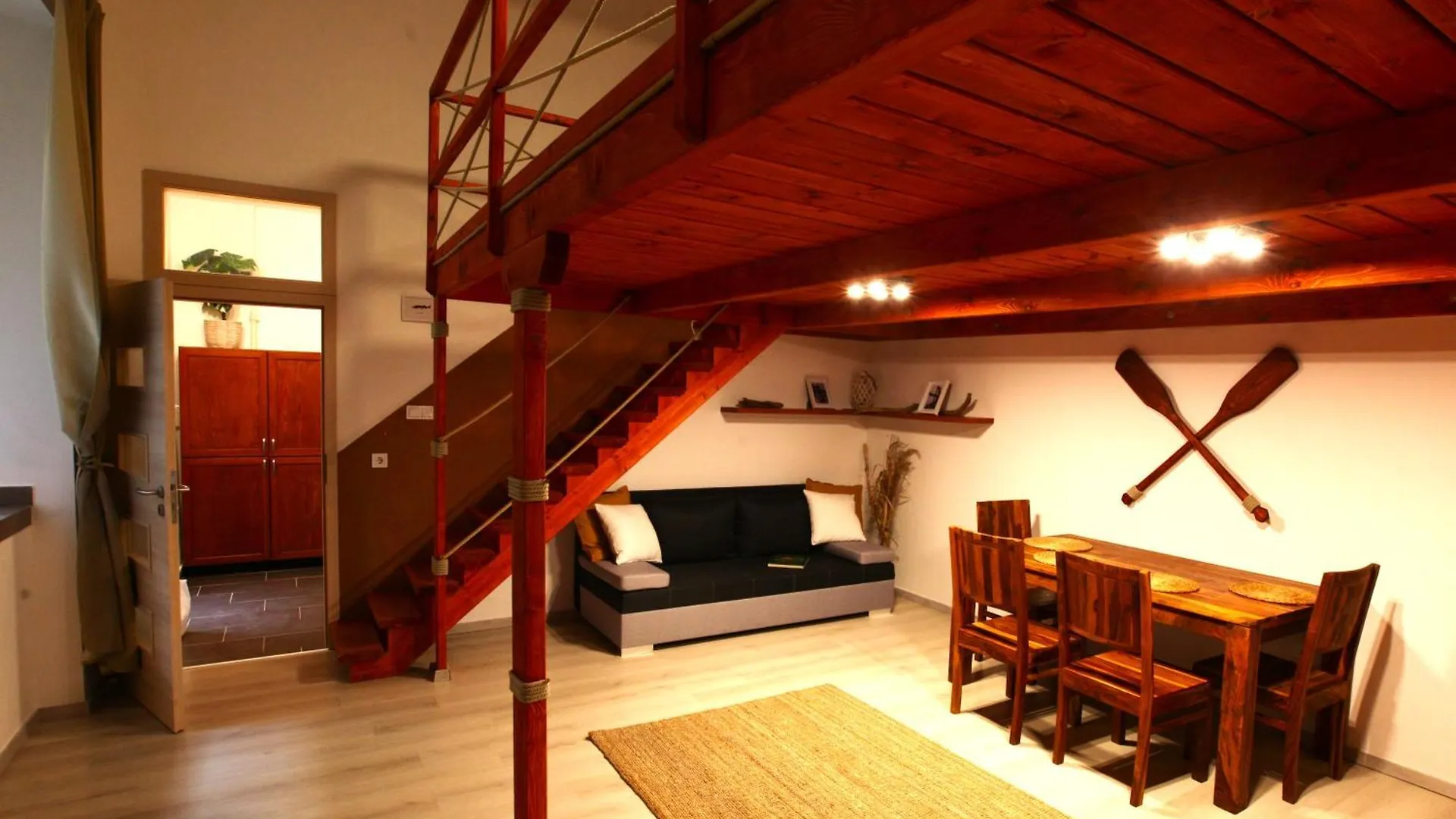 Goldcentral Apartment Danube Budapest