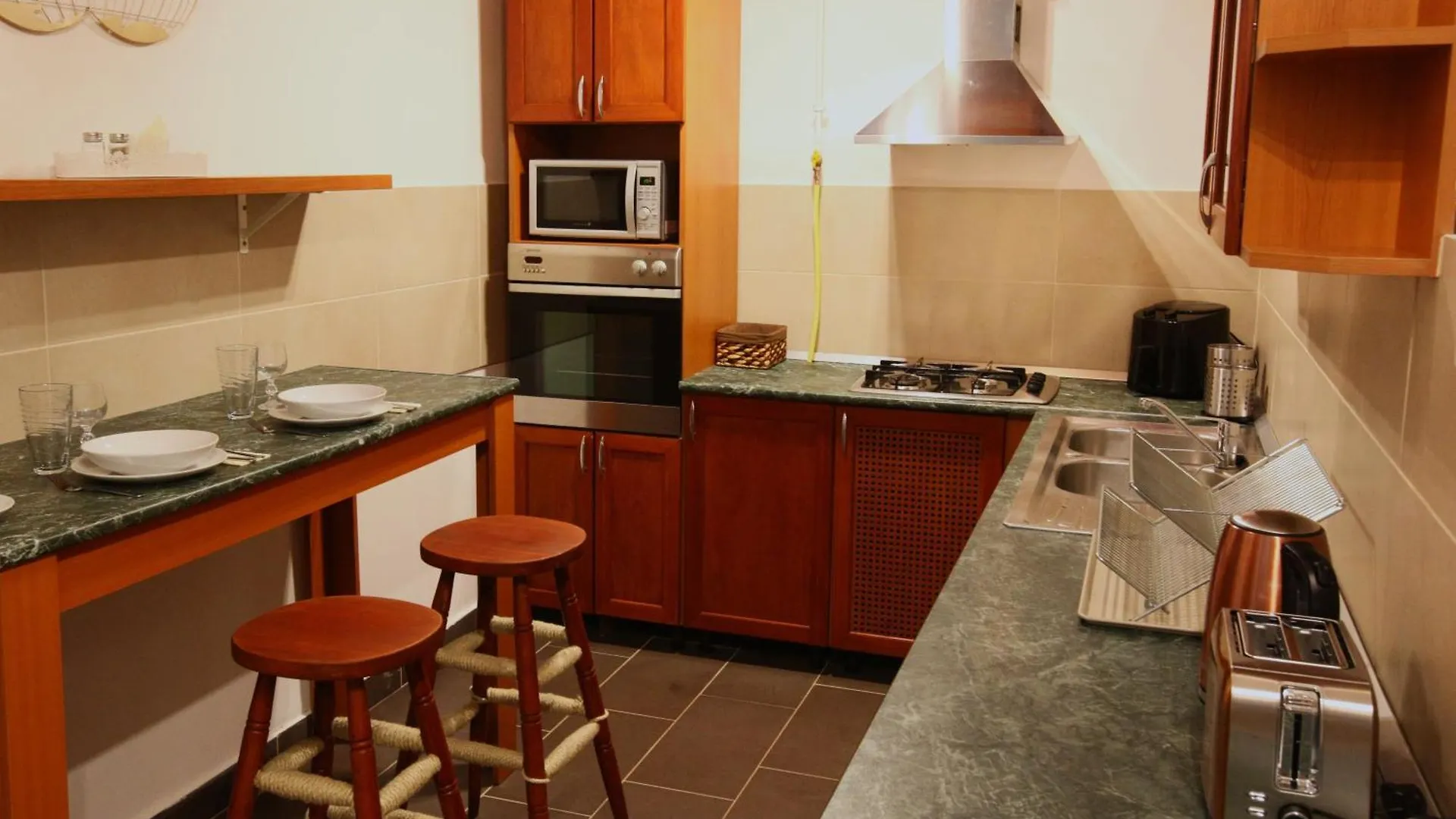 Goldcentral Apartment Danube Budapest